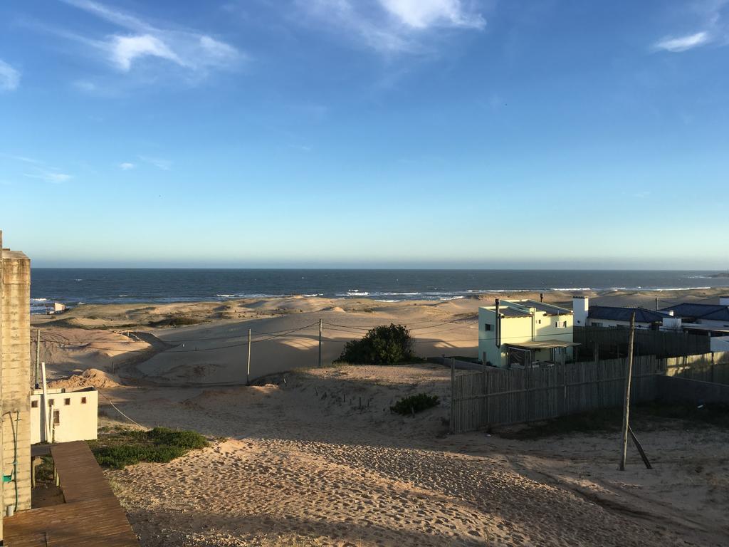 Hostel Vente Al Diablo Punta Del Diablo Bagian luar foto