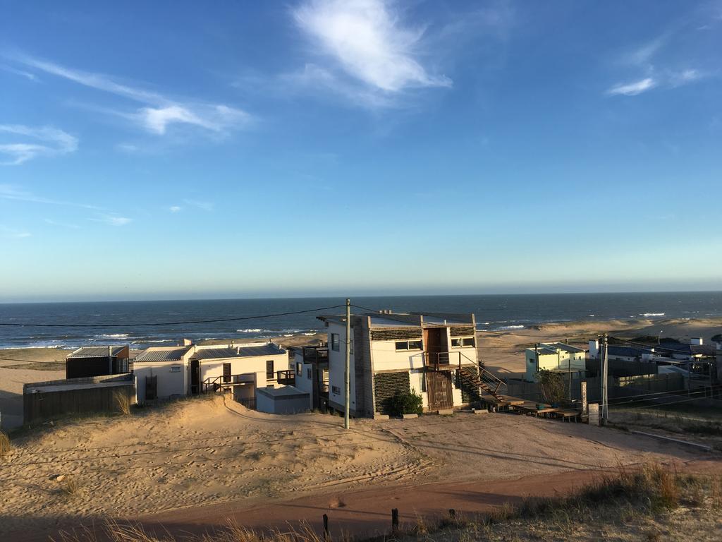 Hostel Vente Al Diablo Punta Del Diablo Bagian luar foto