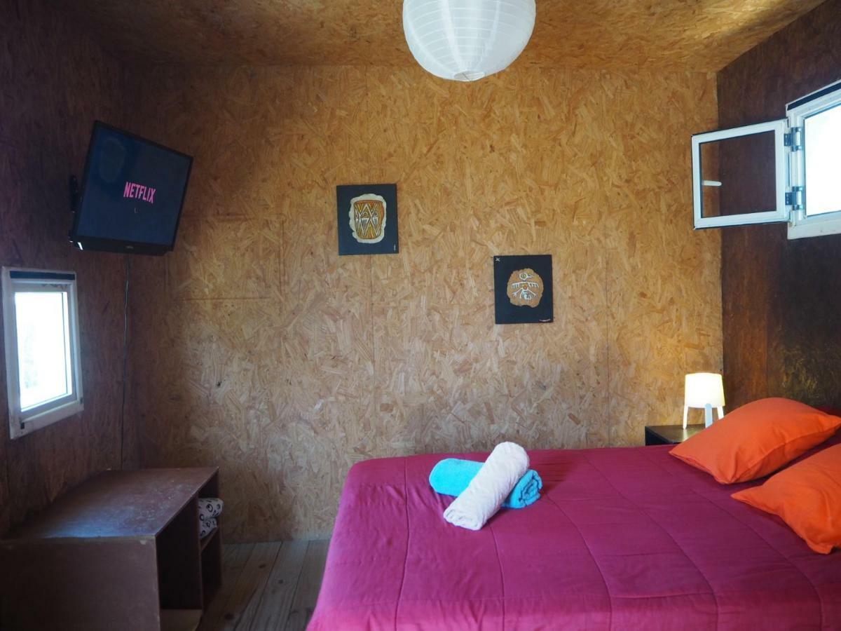 Hostel Vente Al Diablo Punta Del Diablo Bagian luar foto