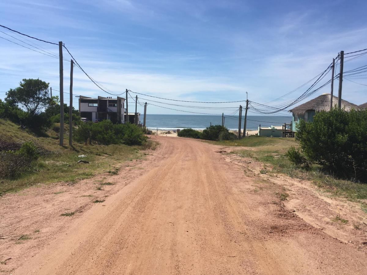 Hostel Vente Al Diablo Punta Del Diablo Bagian luar foto